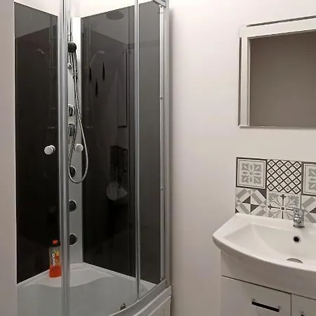 Prywatny W Sercu Warszawy 6 Warschau